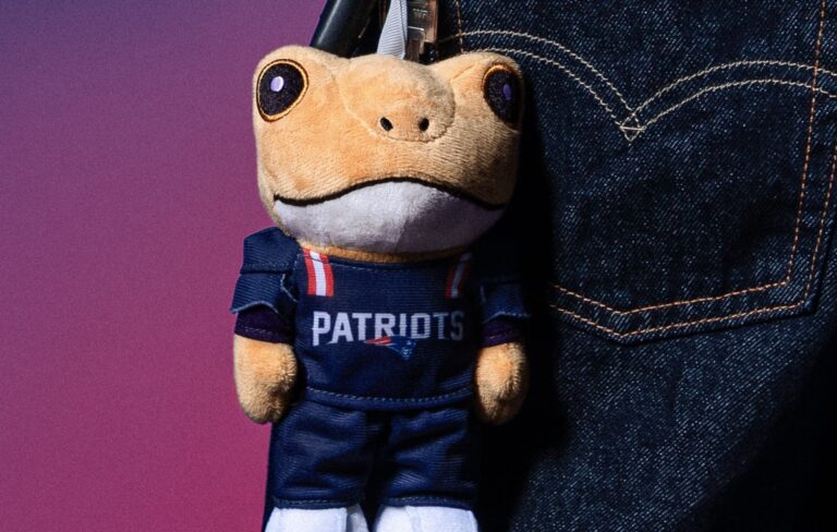 A Bad Bunny és az NFL bemutatja a Super Bowl félidei show-termékét
