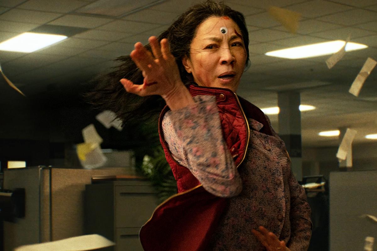 Everything Everywhere All at Once – multiverzum-kaland