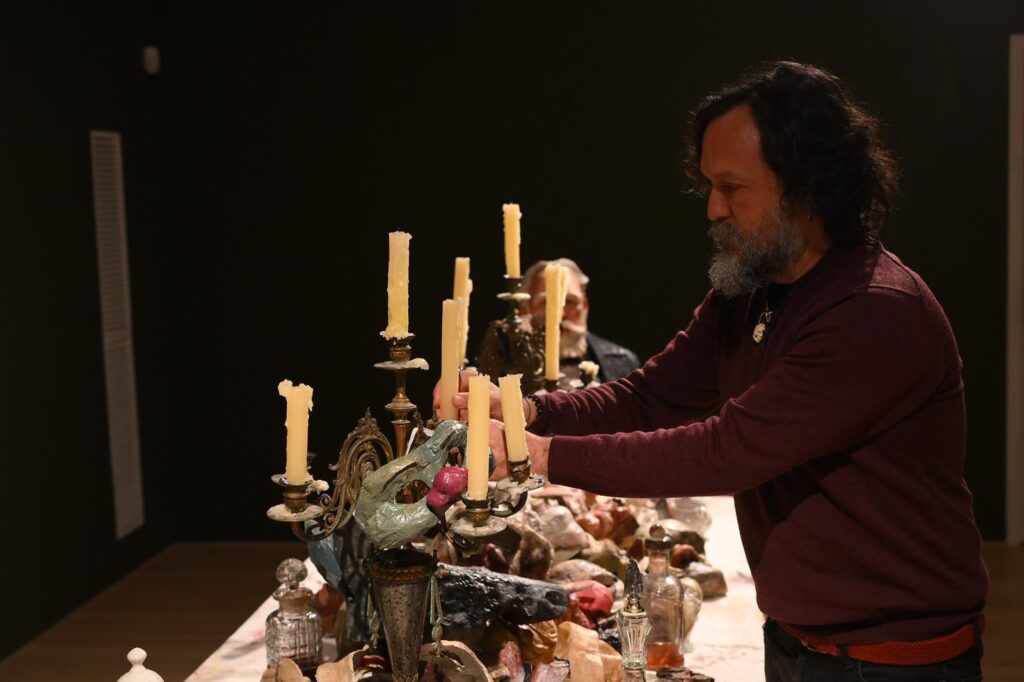 José Luis Serzo. Vacsora utáni maskarás. Tisztelet az Ensor és Solana közötti kínos csend előtt. MAS, Santander