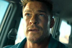 Első képek a Runnerből: a Reacher után Alan Ritchson minden eddiginél durvábban tér vissza a mozivászonra – A feláldozhatók 4 rendezőjétől