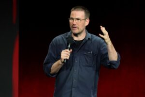 A „Resident Evil” előzetese elhozza Zach Creggert az IP-filmkészítéshez