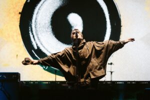 Megerősítették az Oasis: Don't Look Back In Anger streaming megjelenési dátumát, amely „exkluzív, nem látott felvételeket” tartalmaz.