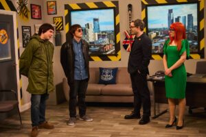 Nézze meg, hogy az SNL UK orosz kémekké változtatja az Oasist Andy Burnham vázlatában
