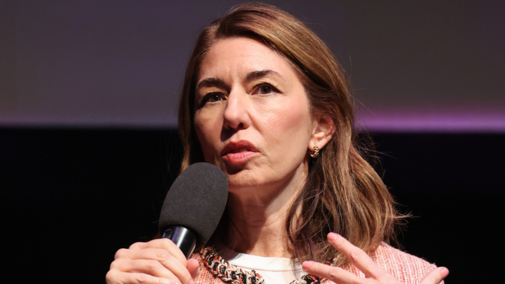 Sofia Coppola azt tervezi, hogy visszatér a narratív filmhez, de először láthatja néhai anyja „Making Marie Antoinette” című filmjét


